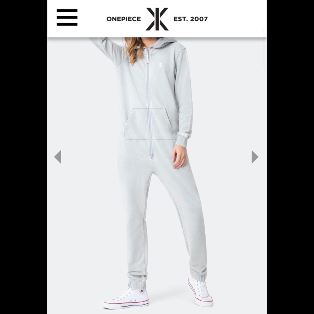 NWOT <ONEPIECE> 💯 Cotton Vintage Onesie